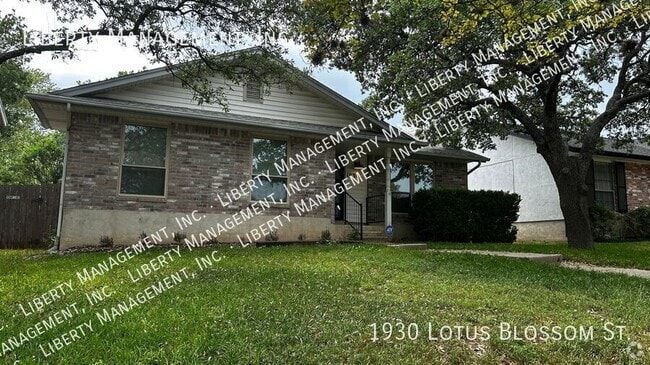 Building Photo - 1930 Lotus Blossom St Rental