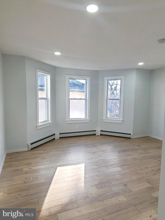 Photo - 73 Oak Ln Unit 2