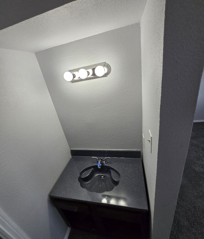 Photo - Great 2 bed 1 bath townhome in Justin!