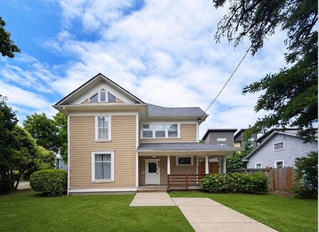 Building Photo - 1588 Patterson St