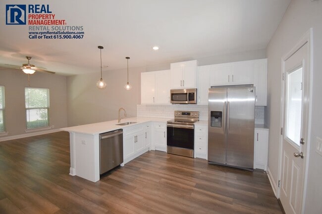 Photo - Great 2BR/2.5BA Murfreesboro townhome with washer/dryer included! Triple Blackman Schools!