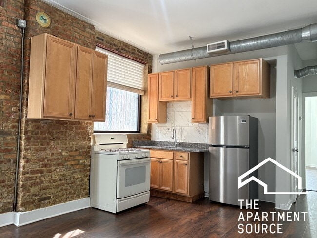 Building Photo - 2543 S St Louis Ave Unit 1F