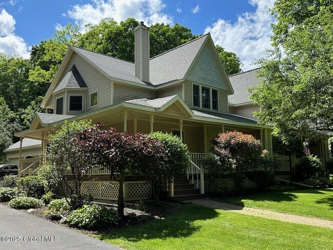 Photo - 1 Inlander Rd Townhome