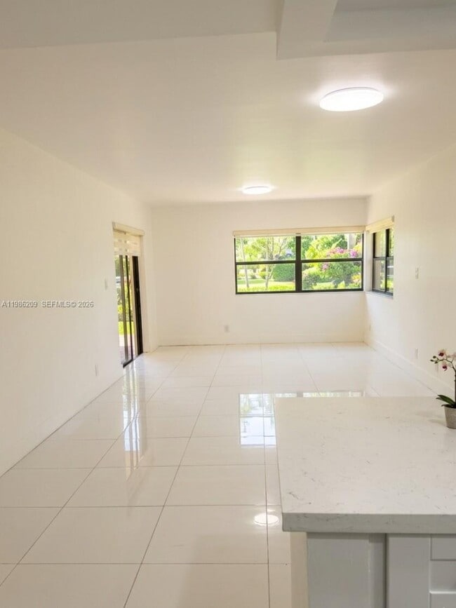 Photo - 220 Lakeview Dr Unidad 102