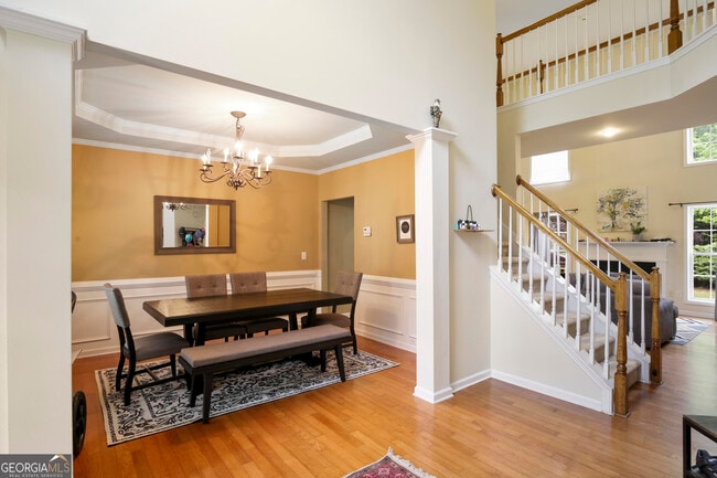 Photo - 1360 Silvergate Dr