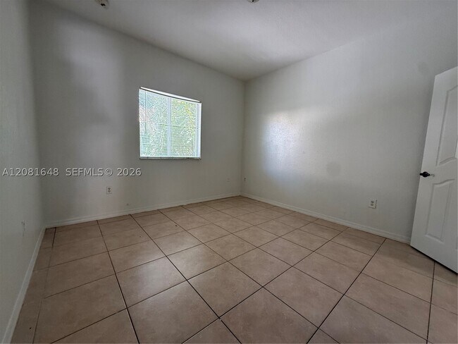 13276 Old Biscayne Dr Unit 305