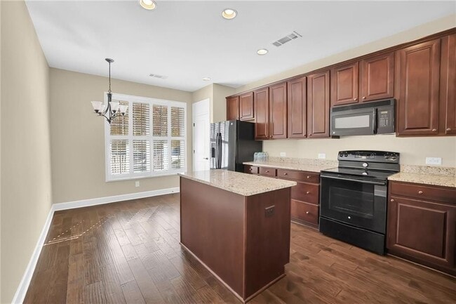 Photo - 3708 Majestic Oak Dr SW