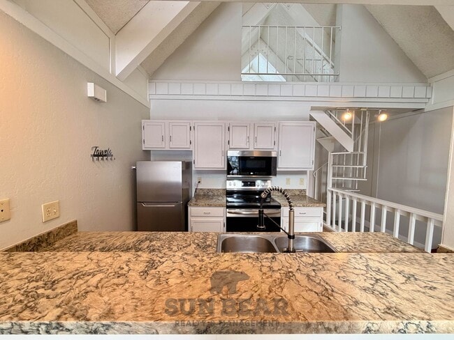 Photo - 1 Bedroom plus Loft - 2 blocks from Incline Beach!