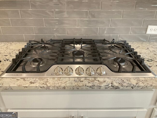 Photo - 240 Hollis St