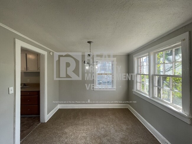 Photo - 2677 Napier Ave