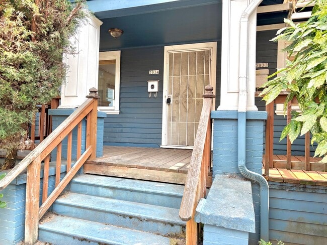 Photo - 3832-3834-3834 N Albina Ave Unidad 3834 (LWR)