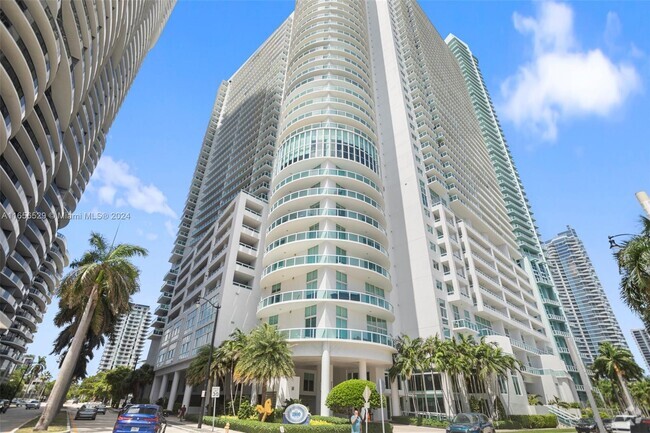 Building Photo - 1800 N Bayshore Dr Unit 3508 Rental