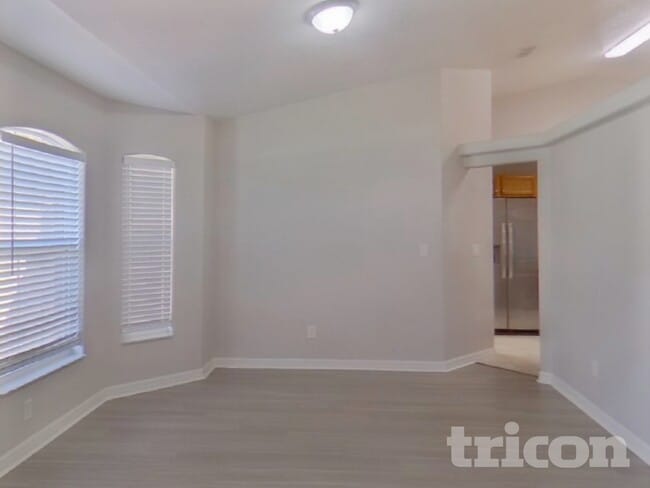 613 Westview Dr