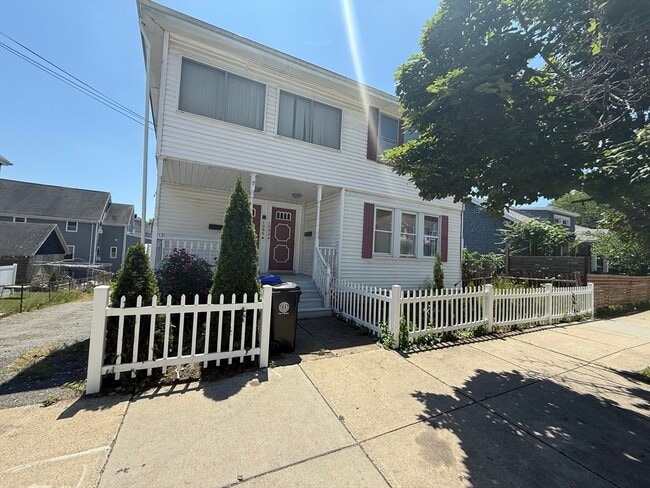 Photo - 1093 Salem St Unit 1