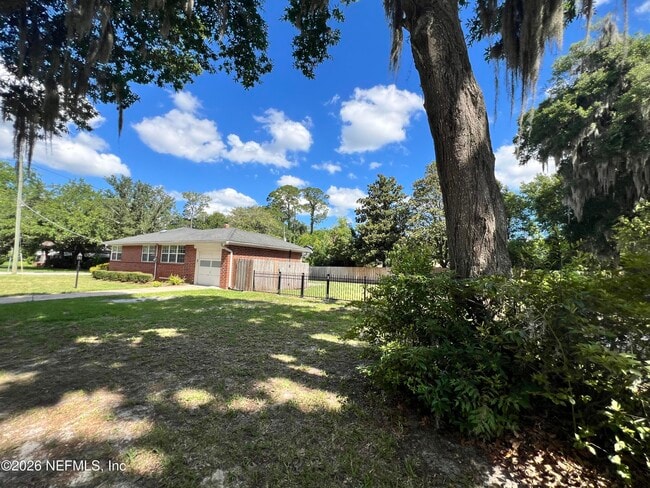 Photo - 1377 Tiber Ave