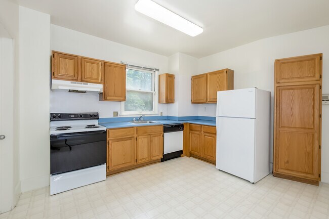 Photo - Orchard House