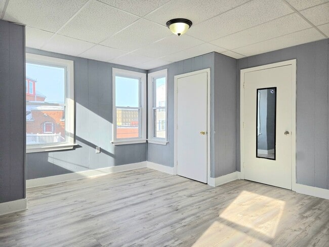 Photo - Charming 3BR Duplex in Fall River