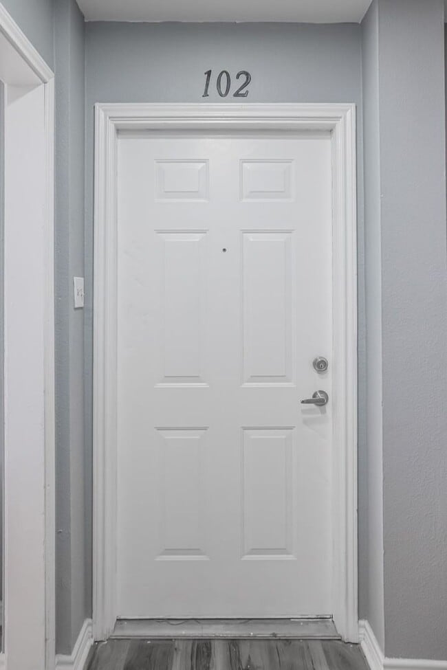 Photo - Carriage Place Square Unit 102