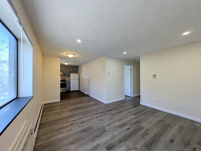 Photo - 84 Newbury St Unit 2