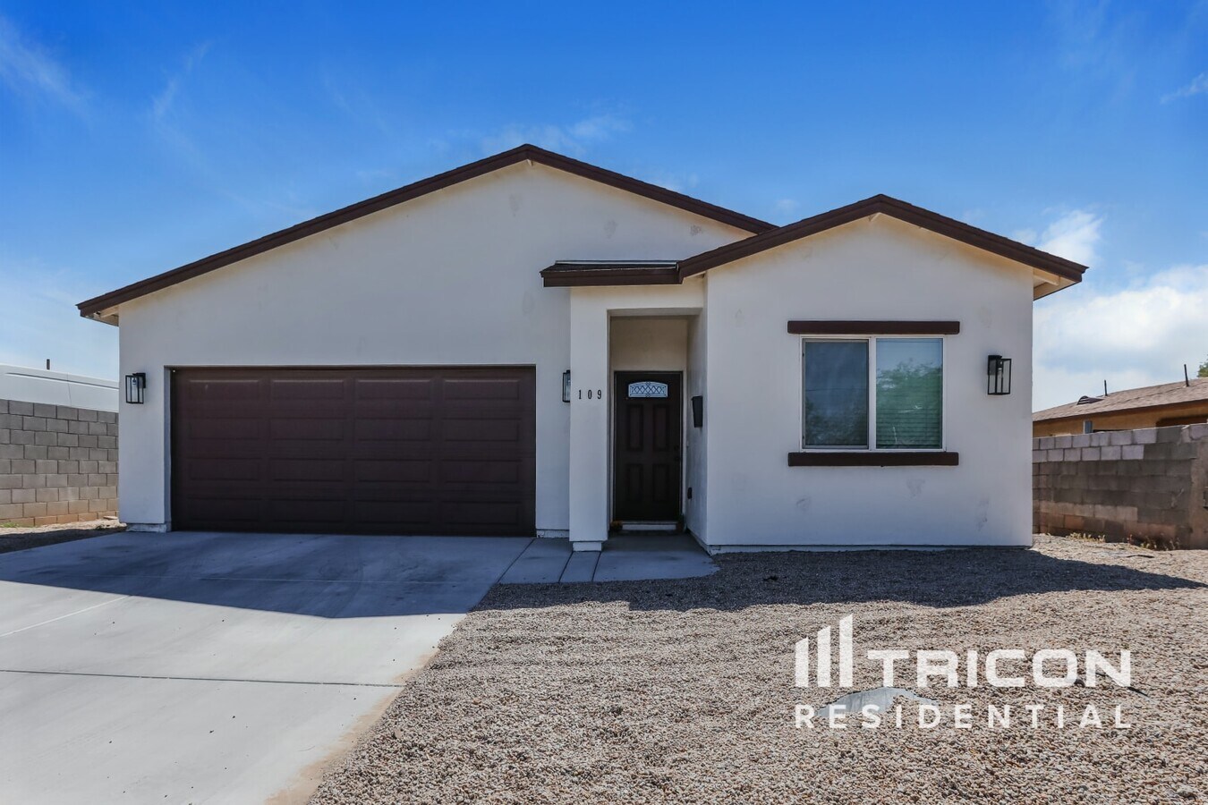 Photo - 109 E Mountain View Dr