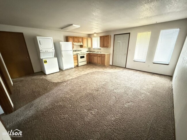 Photo - 409 S 49th Ave Unit B