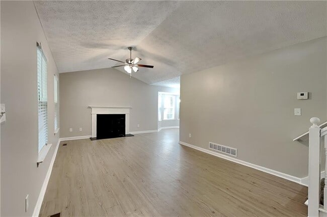 58 Glenbrook Ct