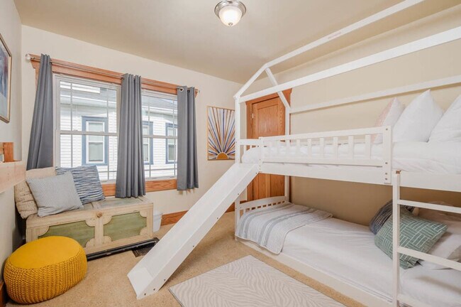 318 Saratoga Ave Unit SI ID1061624P