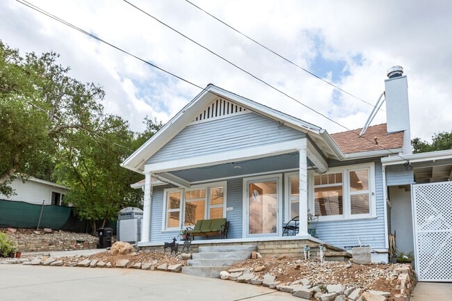 Photo - West Hills Home - Peaceful Semi-Rural Living