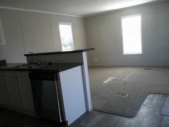 Photo - 147 Beech