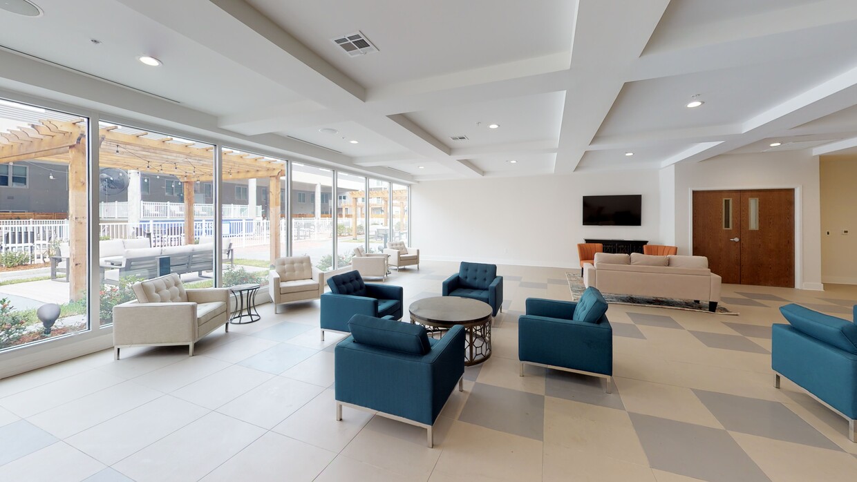 Photo - Parkway Apartments