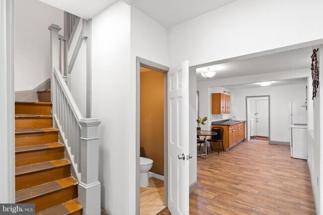 Photo - 941 Brunswick St