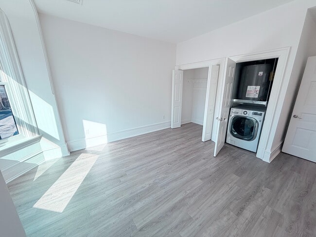 Photo - 19 N Duke Apartamentos