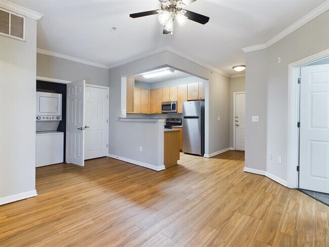Photo - 2502 Leon St Unit 415