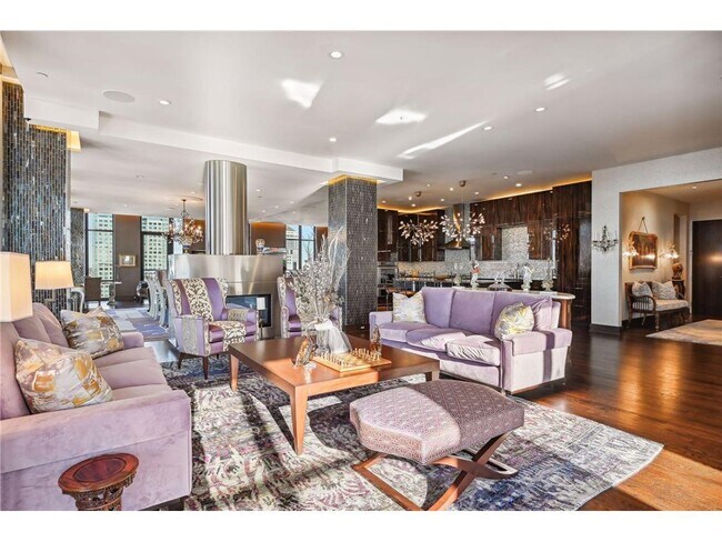 Building Photo - 201 S 11th St Unit 2500