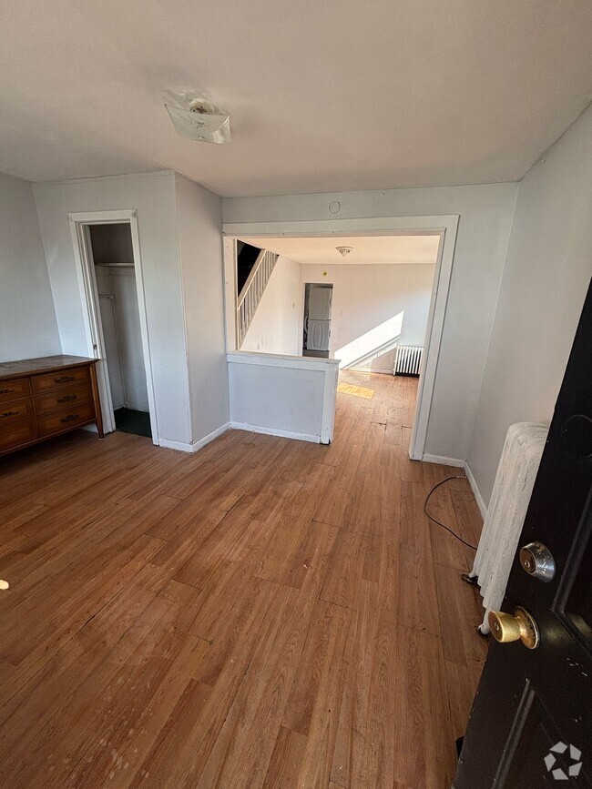 Building Photo - 57 N Fulton St Rental