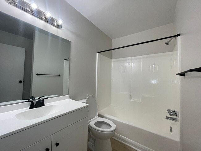 Photo - Two Bedroom Apartment in Portage Unit 10377