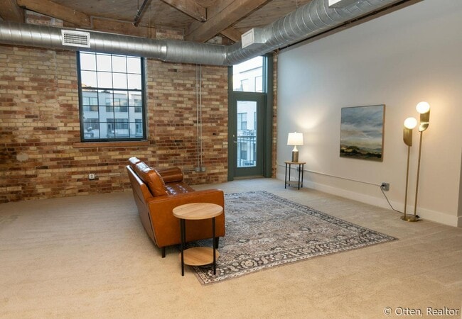 Photo - 940 Monroe Ave NW Condo