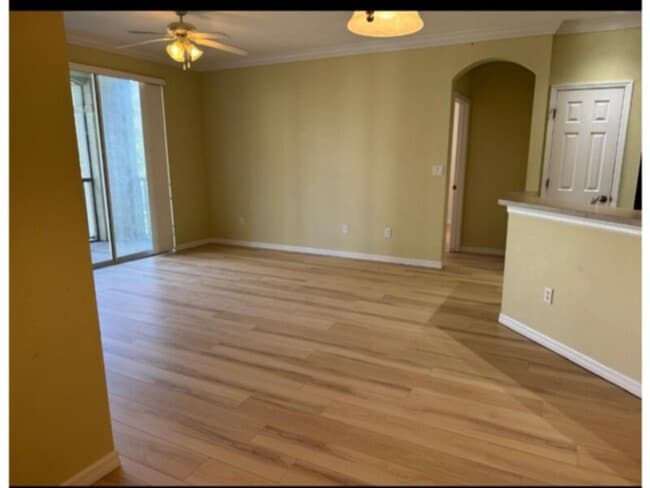 Photo - 2 bed 2 bath condo at LAKESIDE WINDERMERE