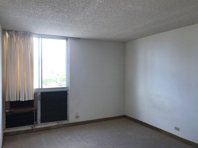 Photo - Pacific Manor - 1 bedroom, 1 bath. No parking - Avail 8/4/26