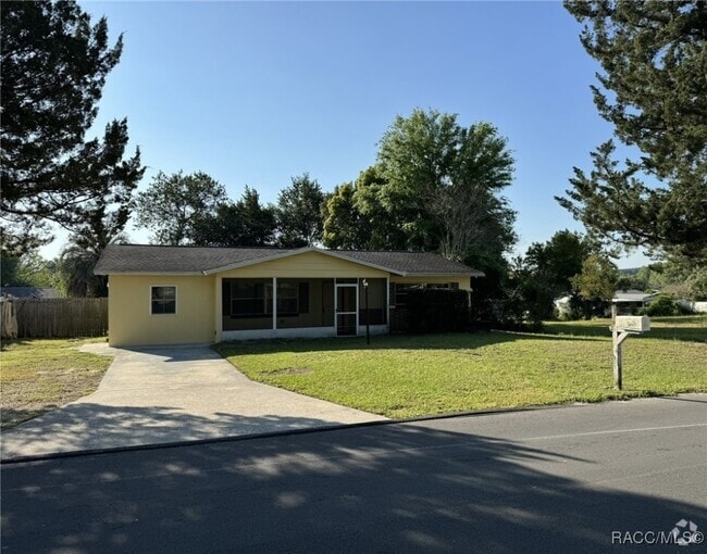 Building Photo - 35 S Osceola St Rental