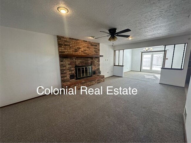 Photo - Spacious 2 story home