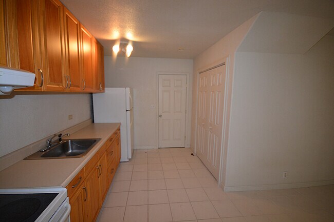 Photo - 1751D 10th Ave