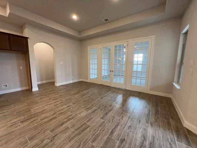 Photo - 5714 Caracara St