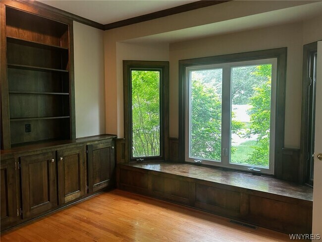Photo - 125 Hobnail Dr