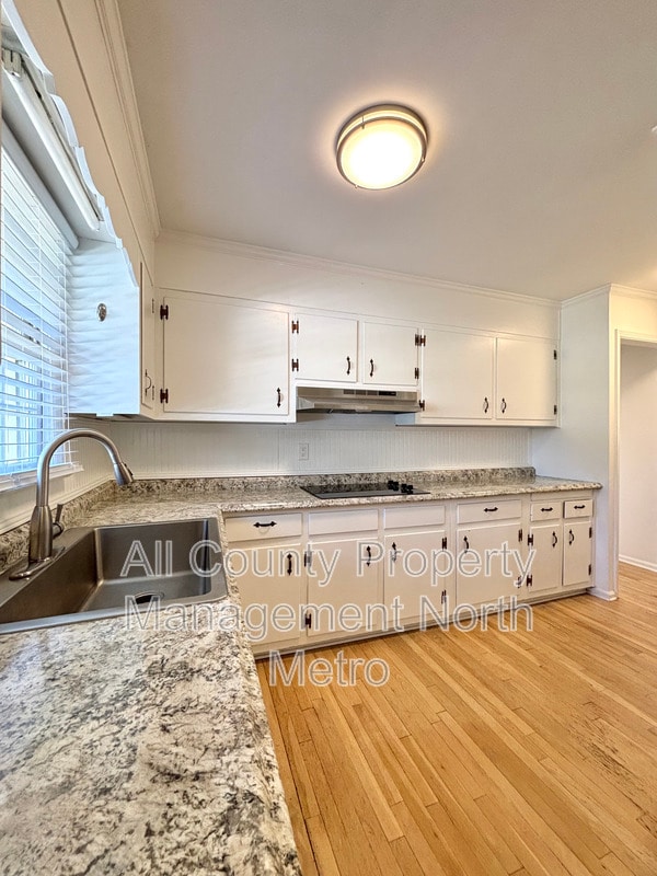 Photo - 1273 Becket Dr NE