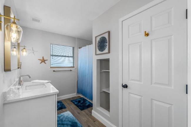 Photo - 145 Alabama Ave NW