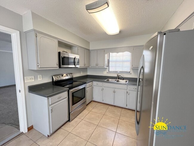 Photo - Charming 3 Bedroom Home in Countryview Estates community with Solar Panels!