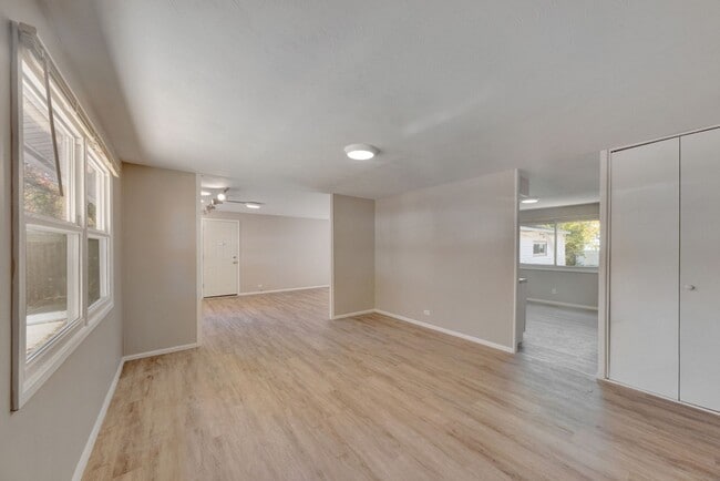 1507 Thornton Dr