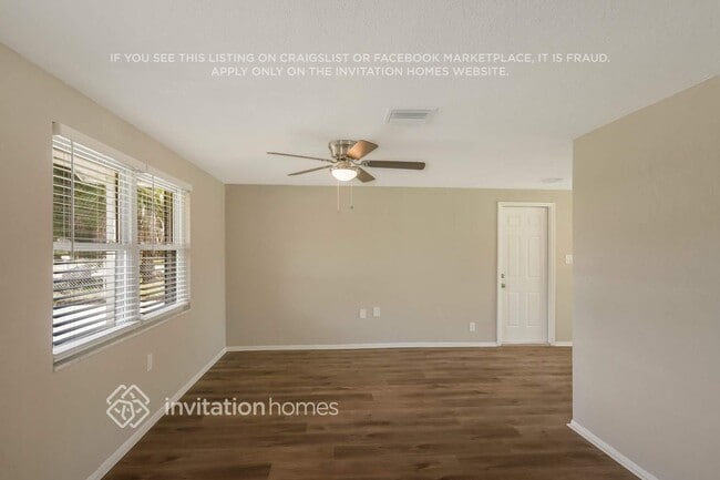 Photo - 10801 Corinth St