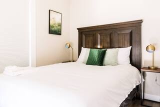 Photo - 814 W Arapahoe Ave